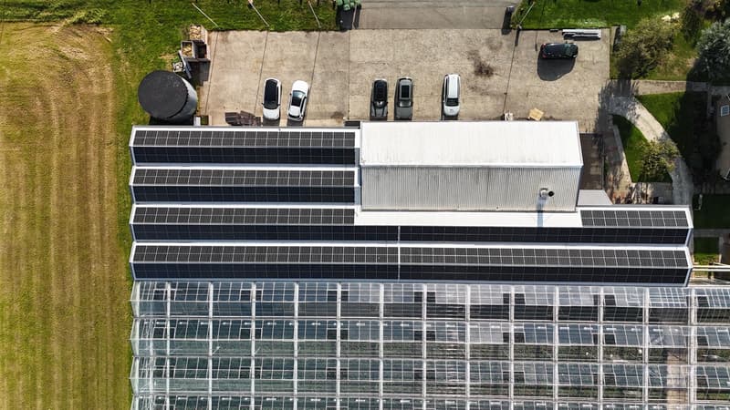 Energie A1+ Dak: asbestdak eraf, isolatie en zonnepanelen erop